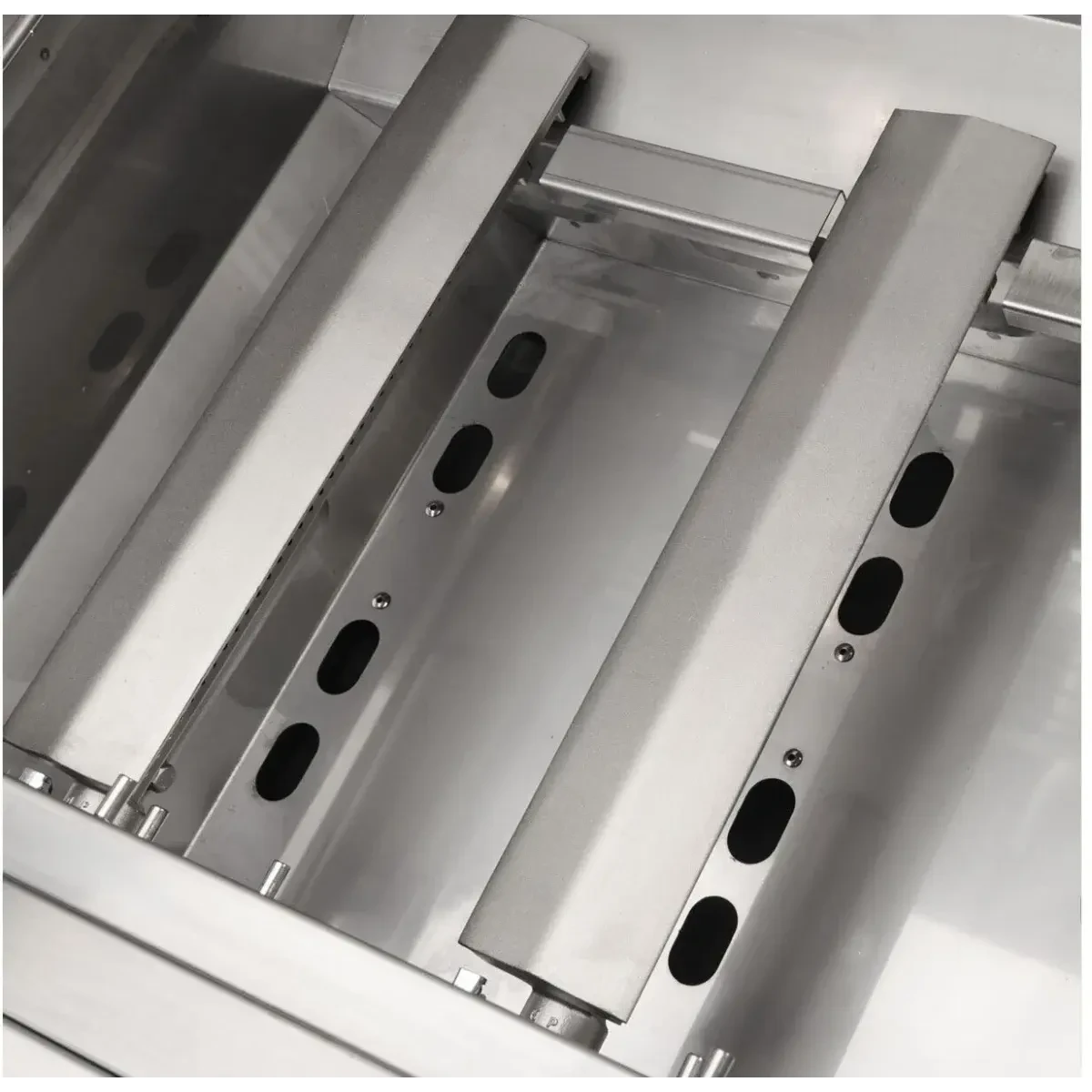 Coyote C-Series 34 Inch Built-In Grill C3C34 - overhead view of cooking surface and burner layout