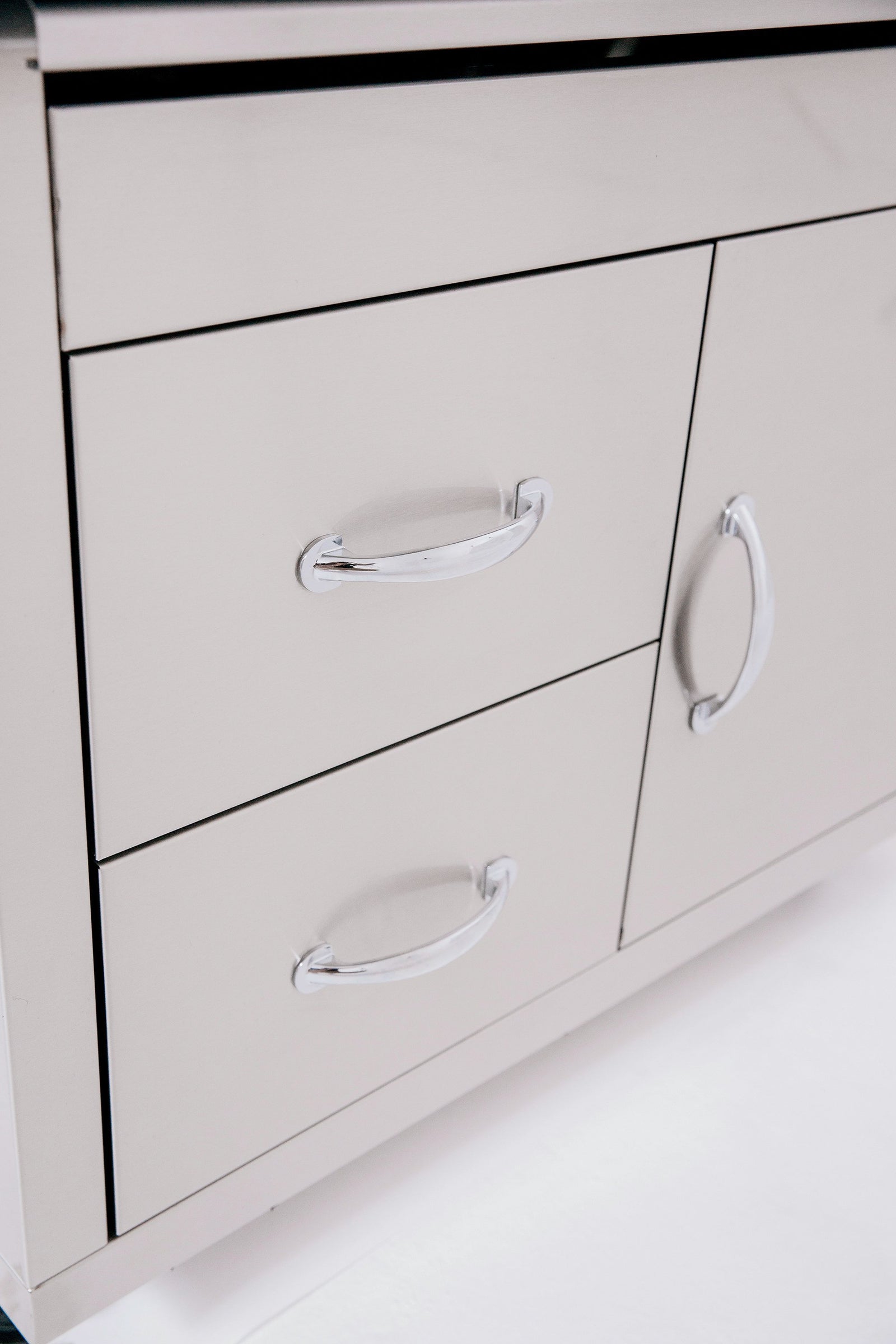 Summerset 15x15 inch Stainless Steel Drop In Sink and Hot and Cold Faucet SSNK-15D - BetterPatio.com