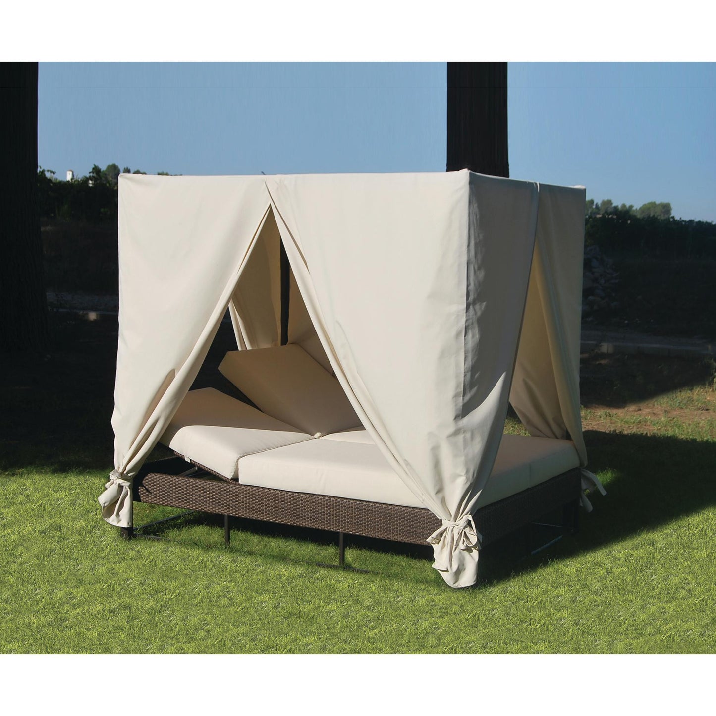 Hospitality Rattan Soho Daybed 903-9235-JBP - BetterPatio.com