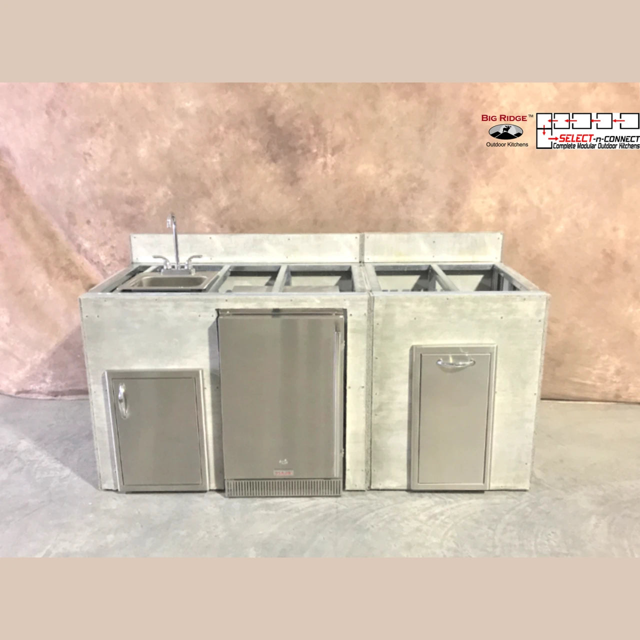 6.5 Foot DIY Linear Outdoor Kitchen with Blaze Appliances // BetterPatio.com