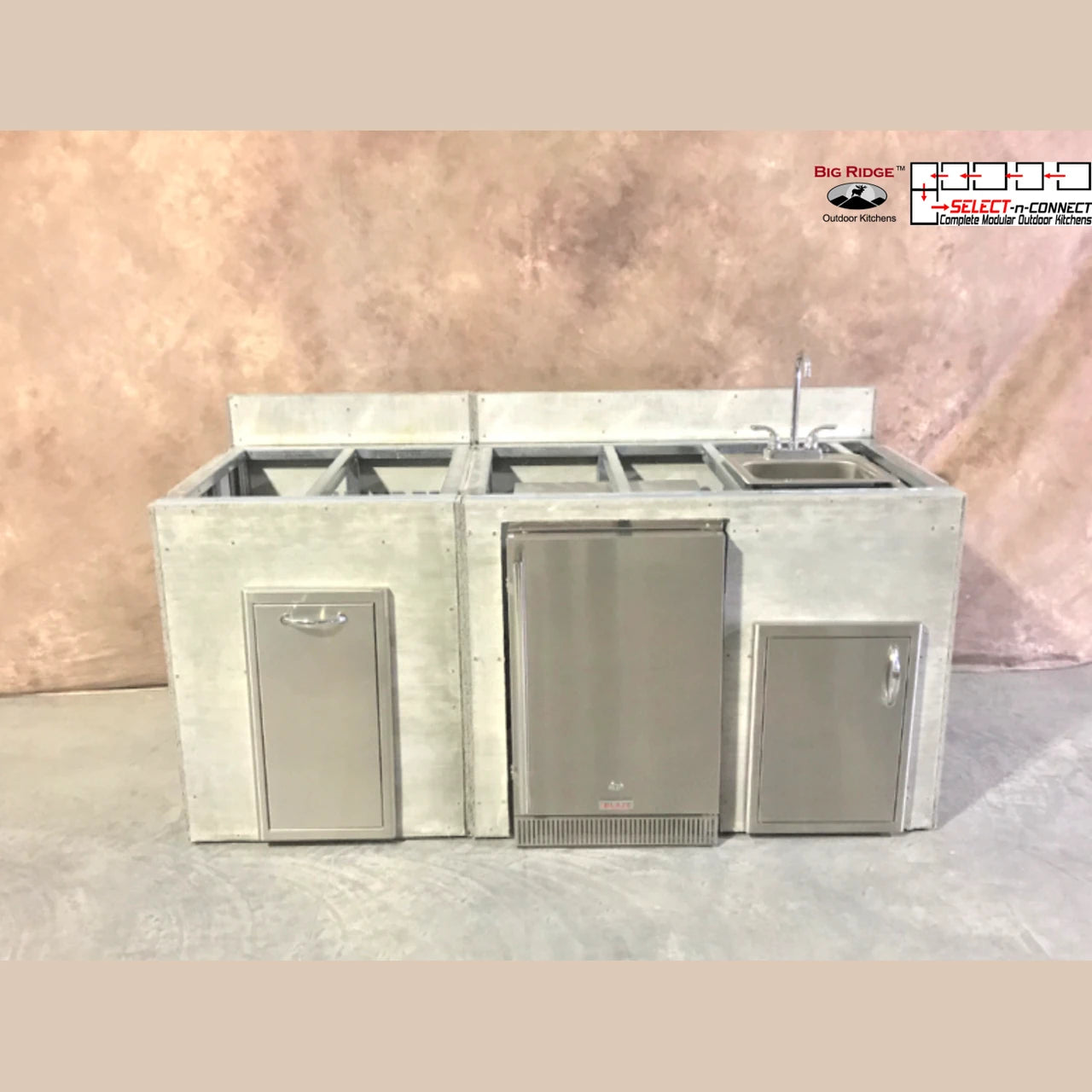 6.5 Foot DIY Linear Outdoor Kitchen with Blaze Appliances // BetterPatio.com