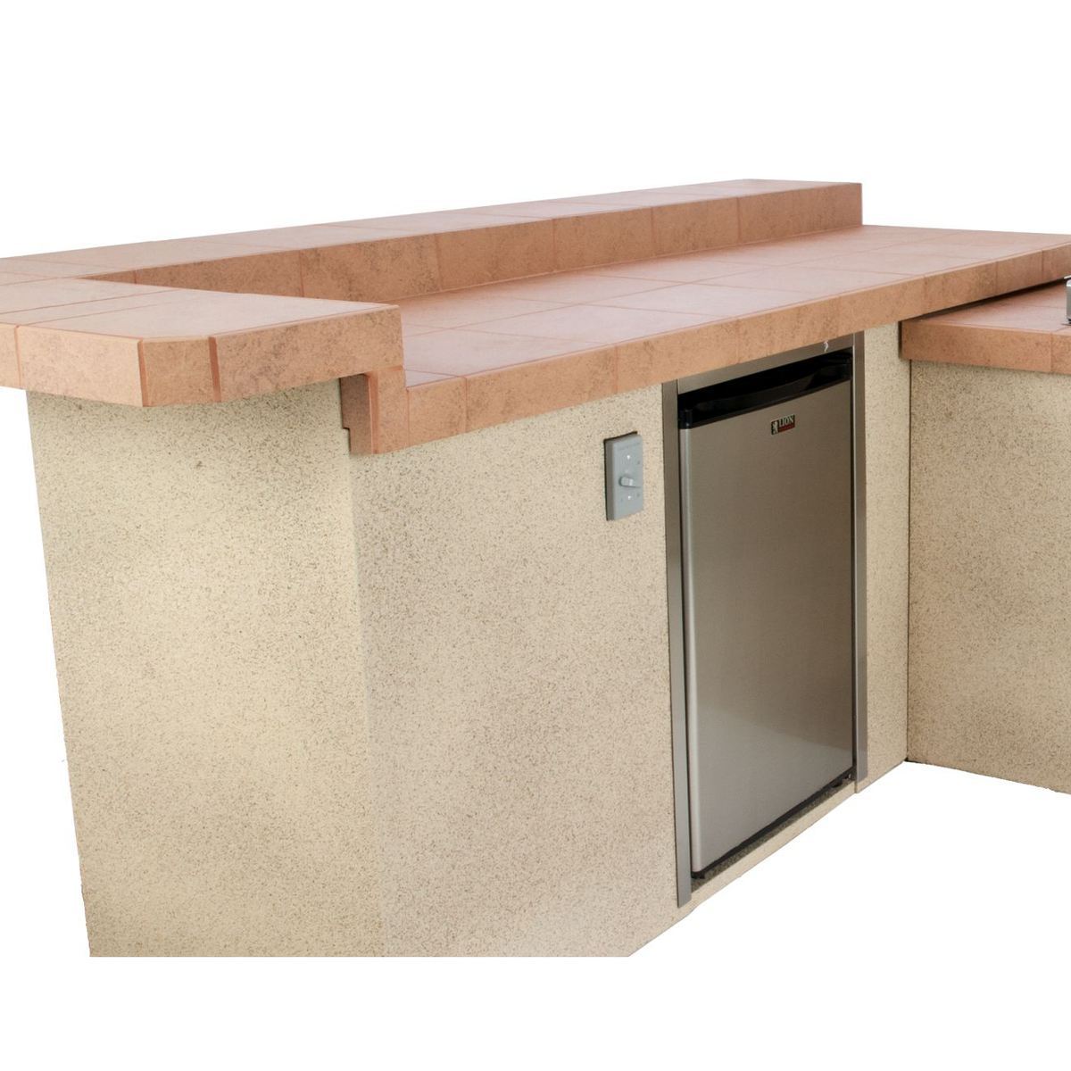 Lion Premium Grills American Q 8-Foot L-Shaped BBQ Island - side angle view americanq3