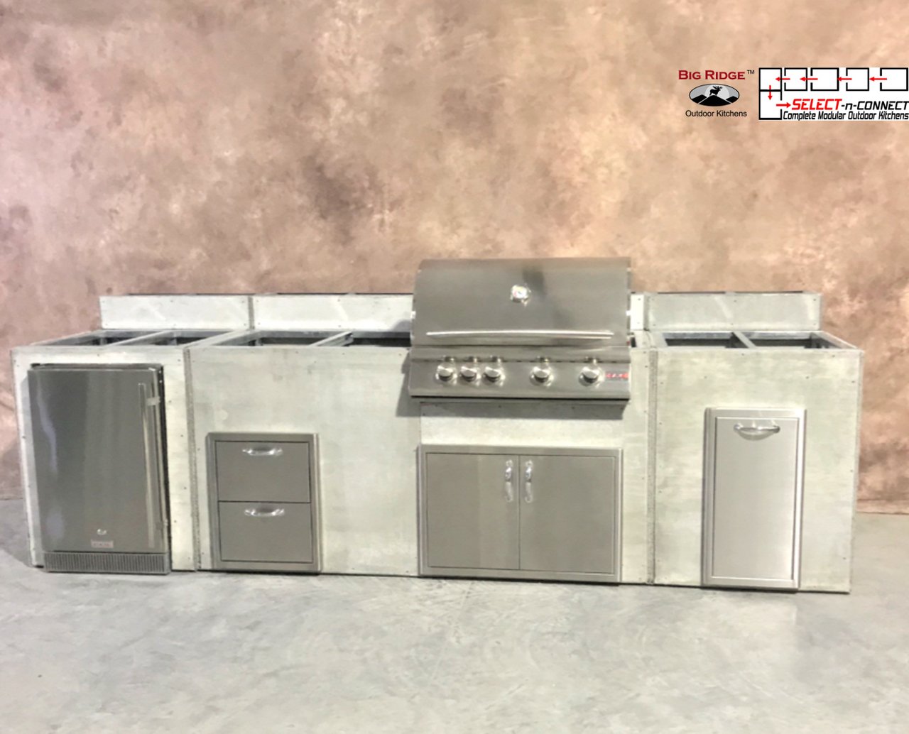 11 Foot DIY Linear Outdoor Kitchen with Blaze Appliances // BetterPatio.com