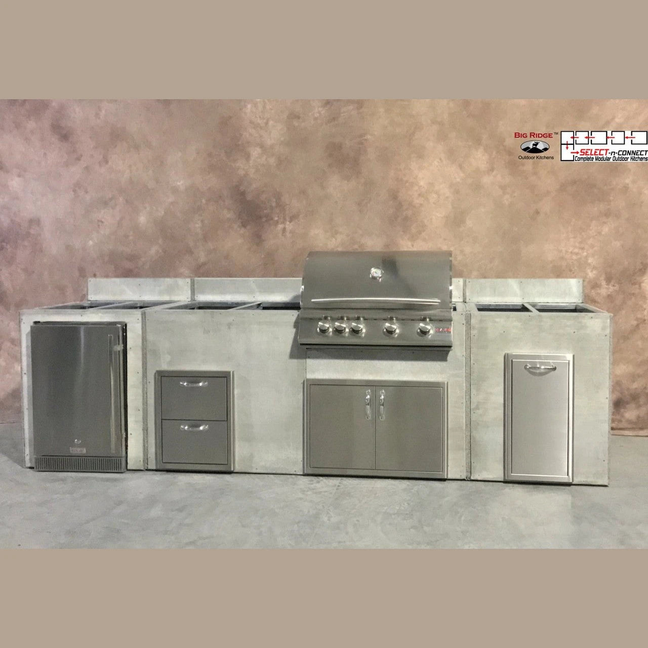 11 Foot DIY Linear Outdoor Kitchen with Blaze Appliances // BetterPatio.com