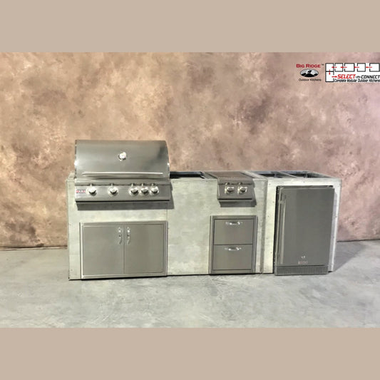 8 Foot DIY Outdoor Kitchen with Blaze or Summerset Appliances // BetterPatio.com