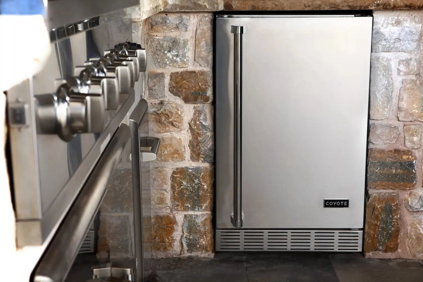 Coyote Outdoor LivingCoyote Outdoor 24 Inch Outdoor Refrigerator C1BIR24-R- BetterPatio.com