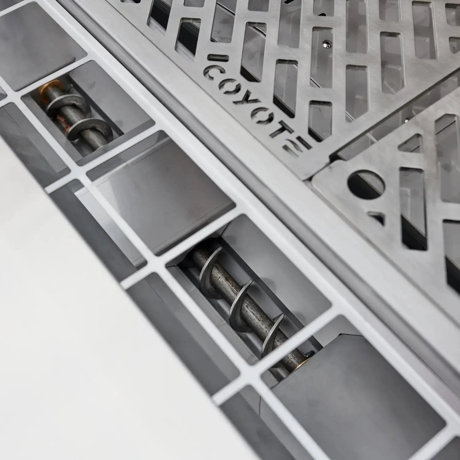 Coyote Outdoor LivingCoyote Outdoor 28 inch Pellet Grill, Built In or Freestanding C1P28- BetterPatio.com