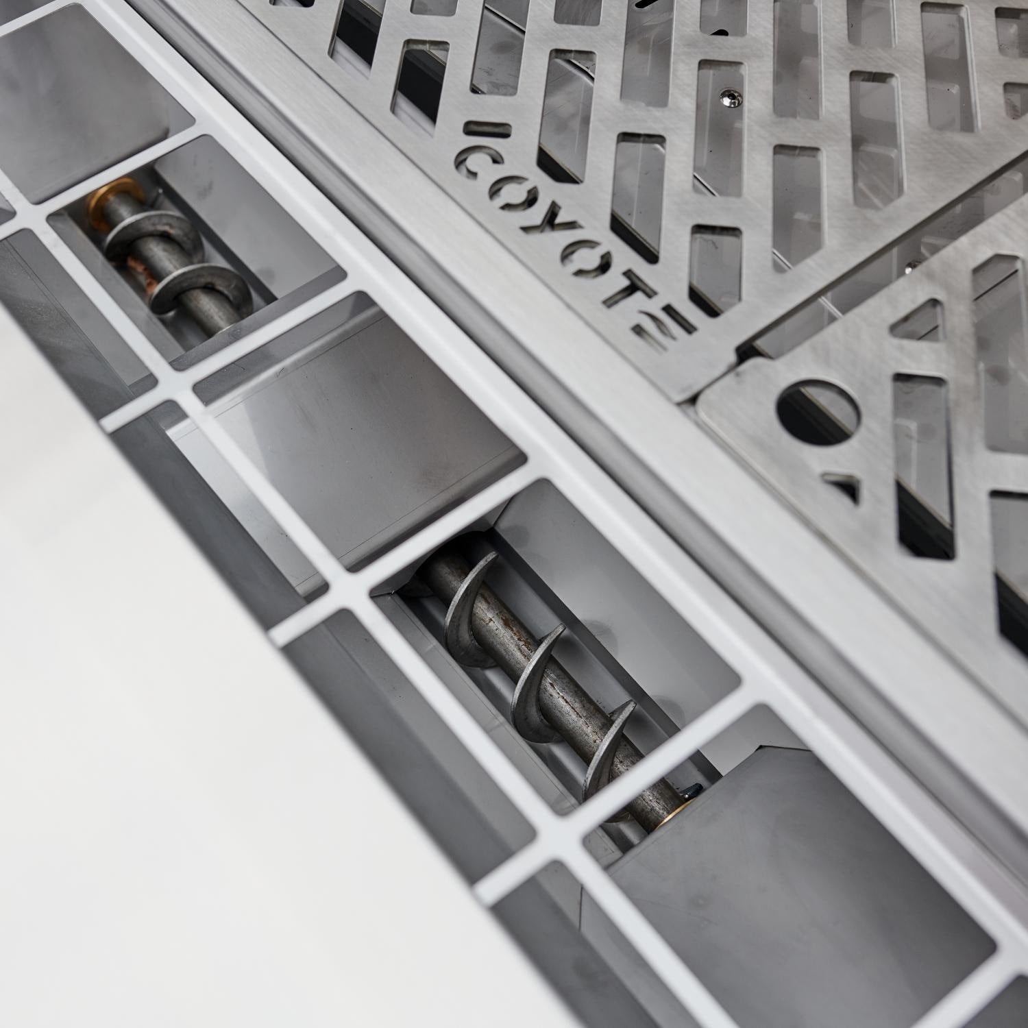 Coyote Outdoor LivingCoyote Outdoor 36 inch Built in Pellet Grill C1P36- BetterPatio.com