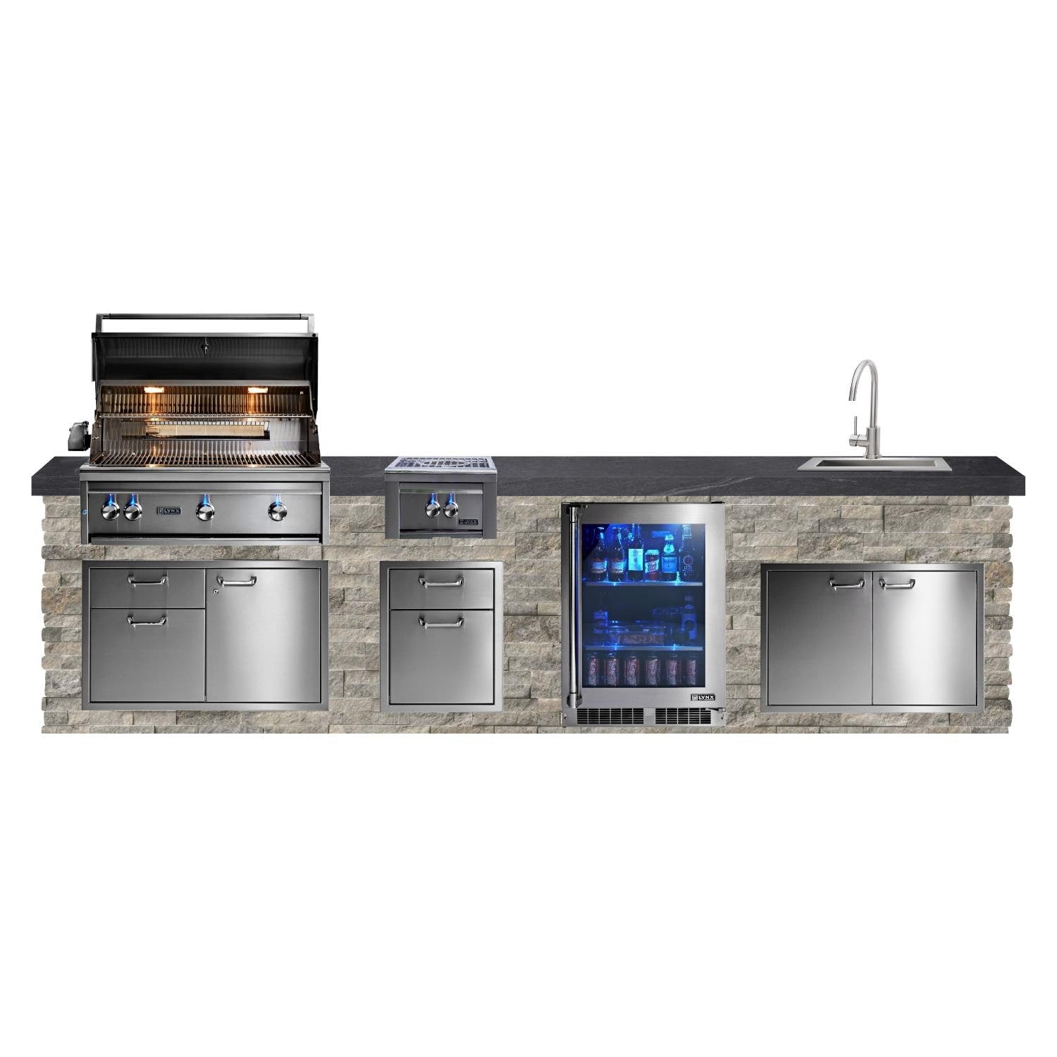 Lynx Professional 8 Foot Luxury Outdoor Grill Island // BetterPatio.com