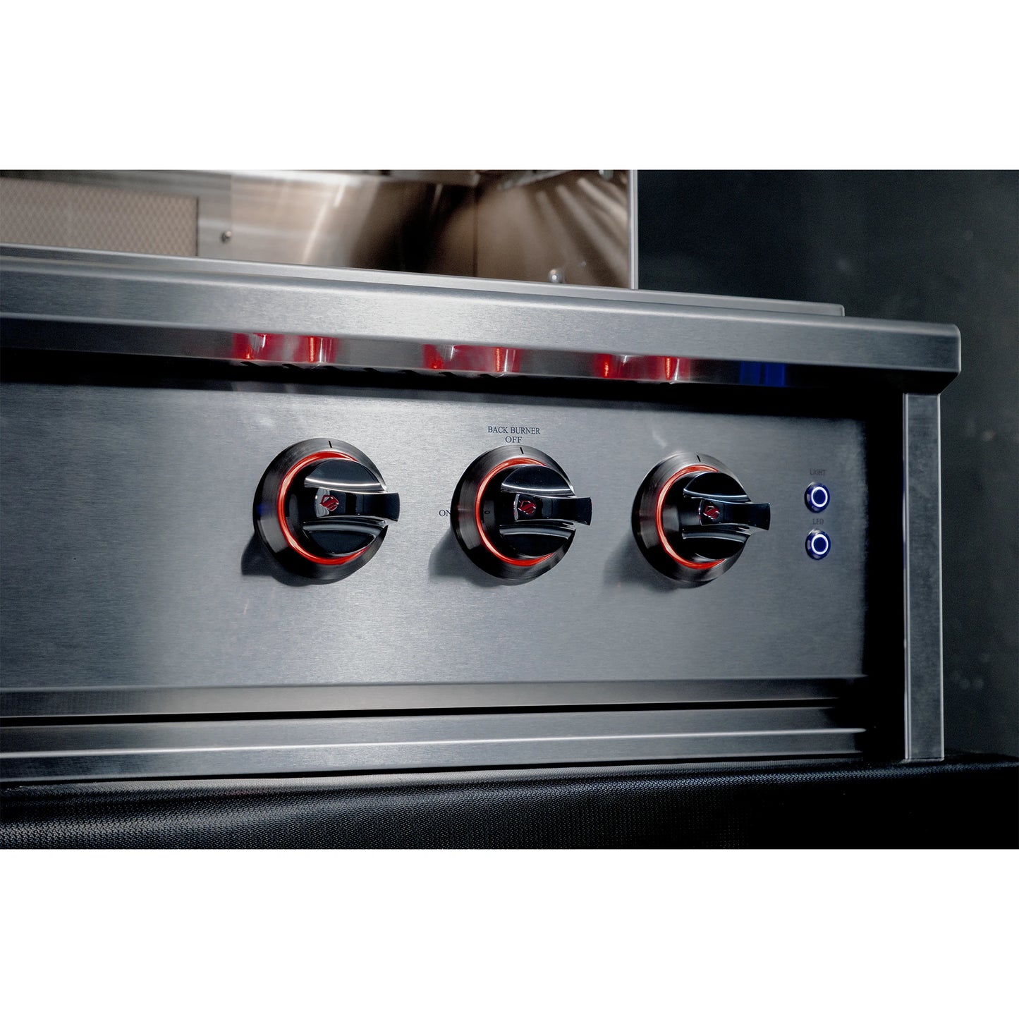 RCS CEG38 Cutlass Elite Grill // BetterPatio.com