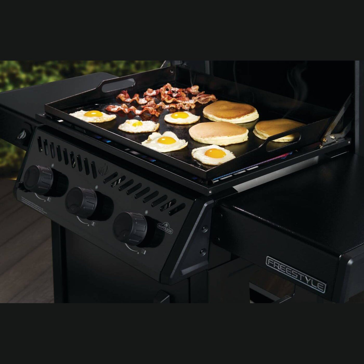 Freestyle Griddle in use breakfast