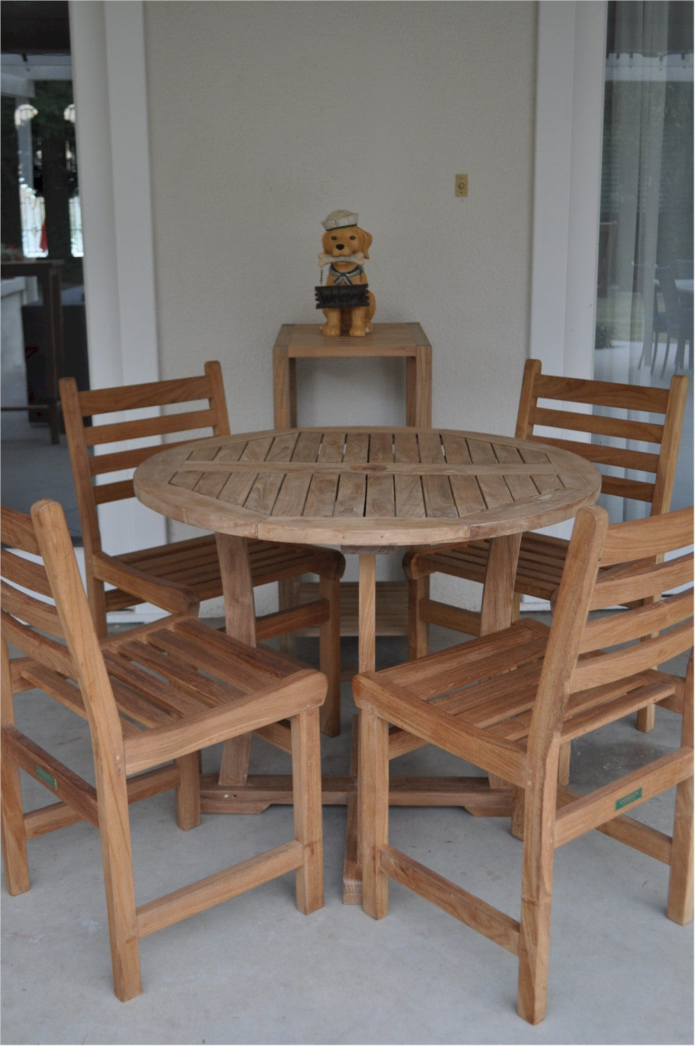 Descanso Windham 5-Piece Teak Outdoor Dining Set | BetterPatio // BetterPatio.com