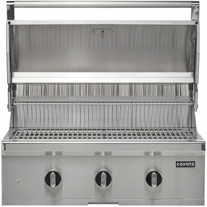 Coyote C-Series 34 Inch Built-In Grill C3C34 - close-up of Infinity Burner grates and ignition