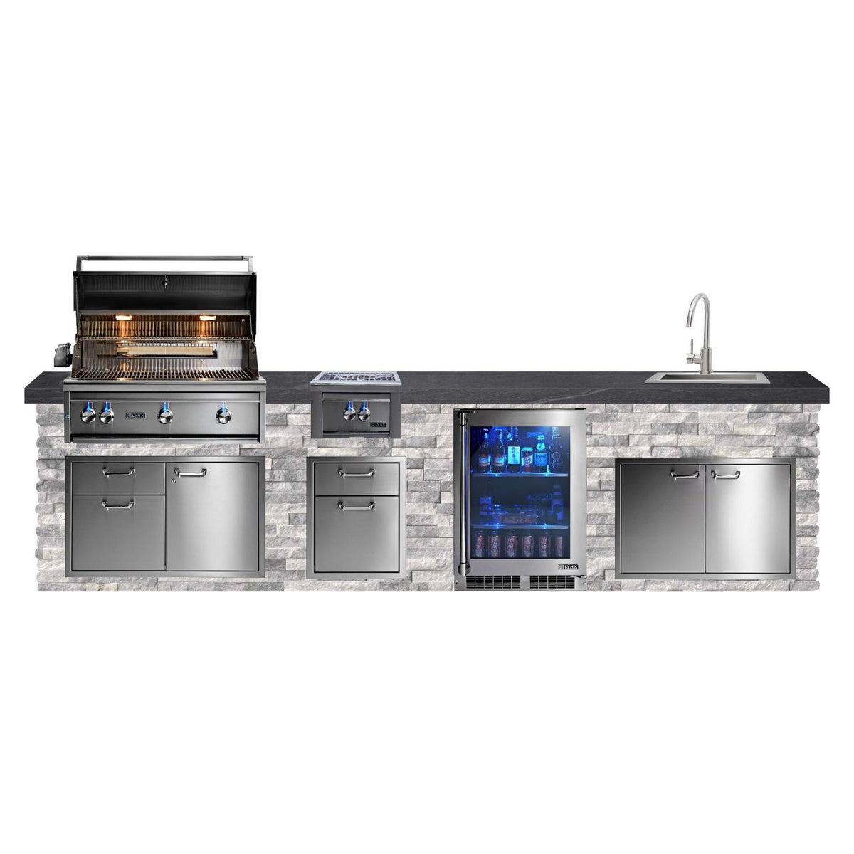 Lynx Professional 8 Foot Luxury Outdoor Grill Island // BetterPatio.com