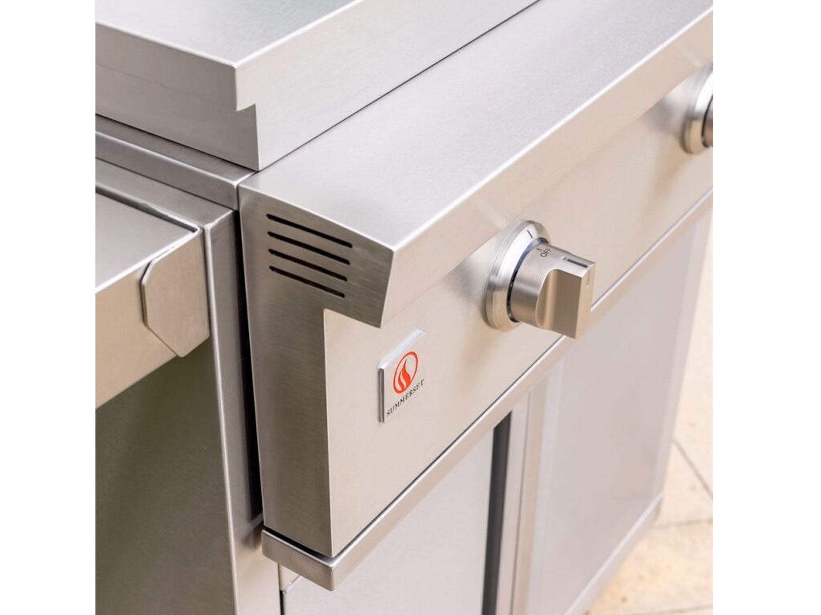 Summerset Pro Series 30-Inch Built-In Stainless Steel Gas Griddle – Dual 18,000 BTU U-Tube Burners