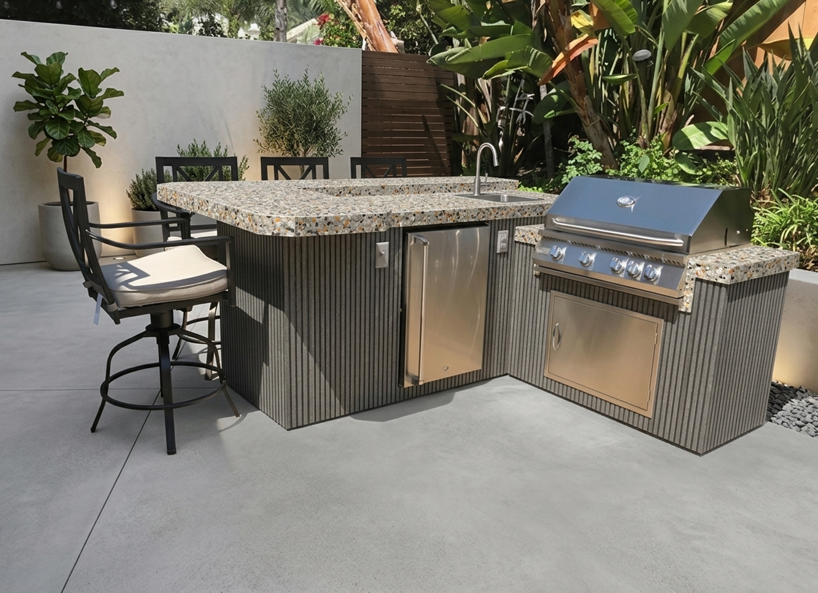 KoKoMo Grills 7 Foot L-Shape BBQ Island With Bar Seating, Built-in BBQ Grill