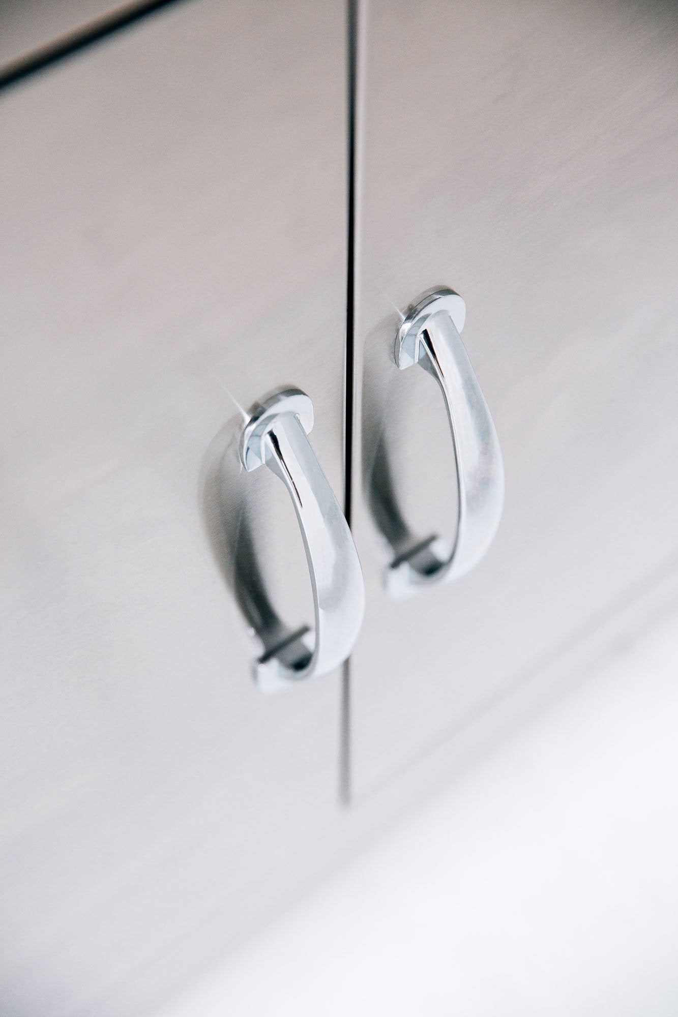 Summerset 15x15 inch Stainless Steel Drop In Sink and Hot and Cold Faucet SSNK-15D - BetterPatio.com