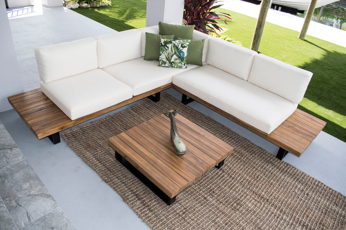Norman&#39;s Cay 3-Piece Sectional | Hospitality Rattan Patio