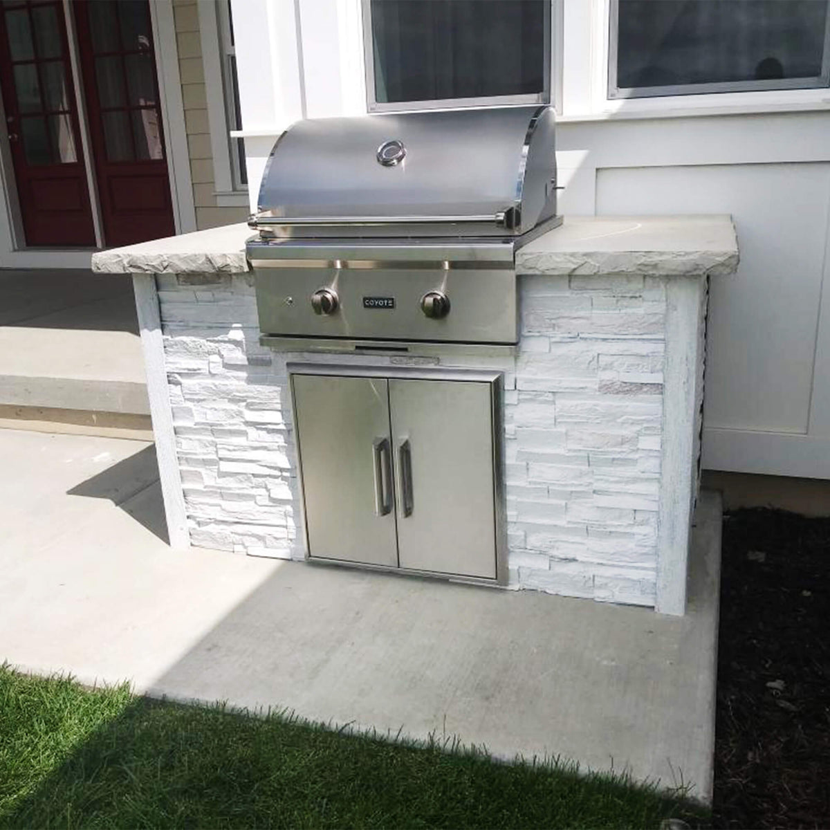 RTA Outdoor Living 5 ft Grill Island with Coyote 28-Inch Grill RTAC-G5 - BetterPatio.com