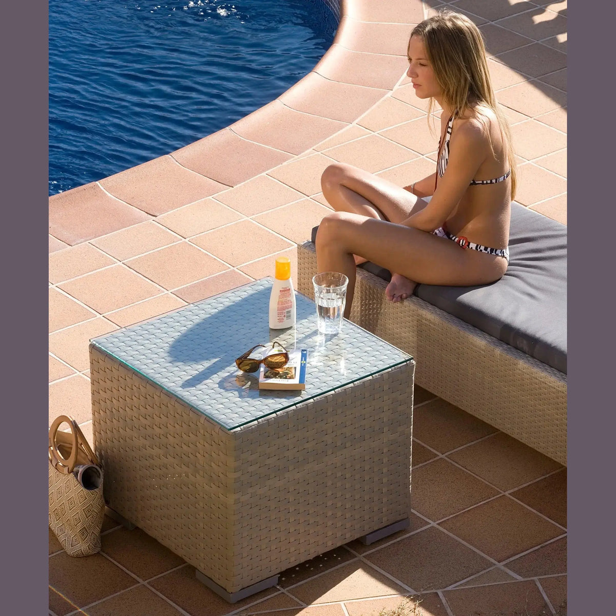 Rubix End Table with Glass | Hospitality Rattan Patio