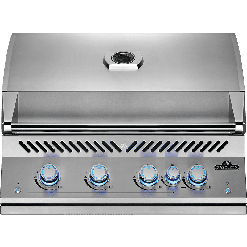 Napoleon Built-In 700 Series BIG32RB - full grill head straight closed lit knobs view
