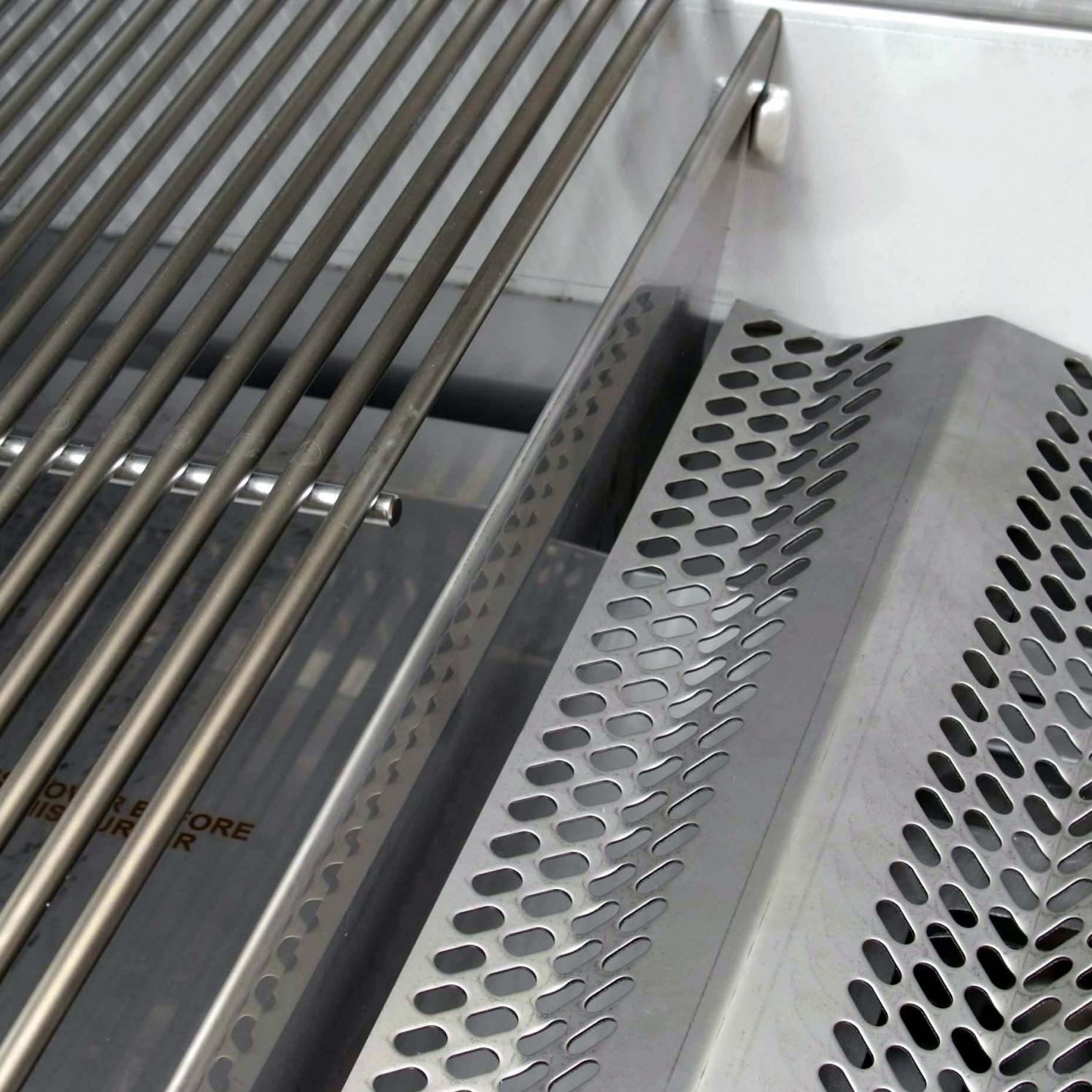 Fire Magic French Oak “L” BBQ Island w/ E660i Echelon Grill (DL660-FOK-116BA) - BetterPatio.com