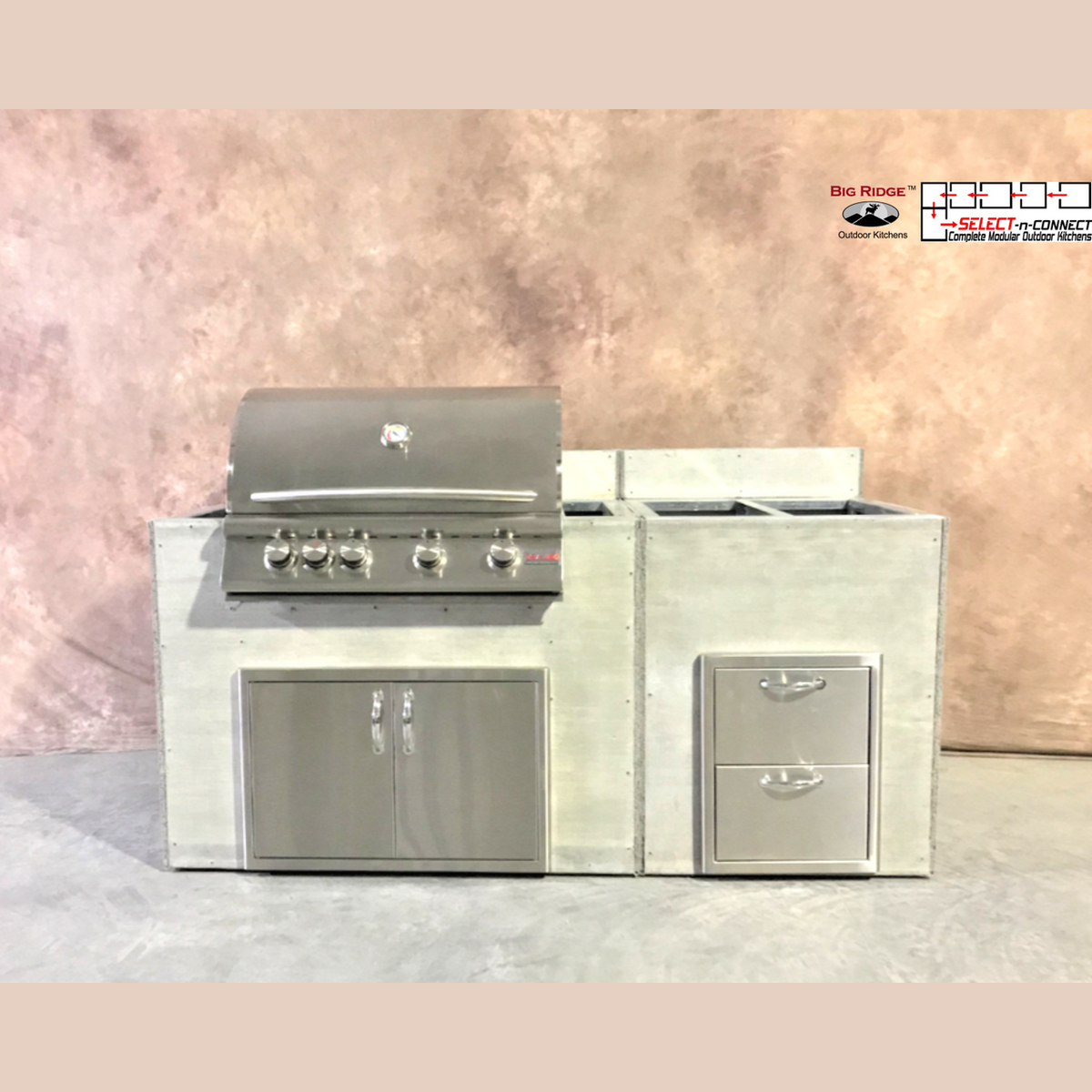 6.5 Foot DIY Linear Outdoor Kitchen with Blaze Appliances // BetterPatio.com