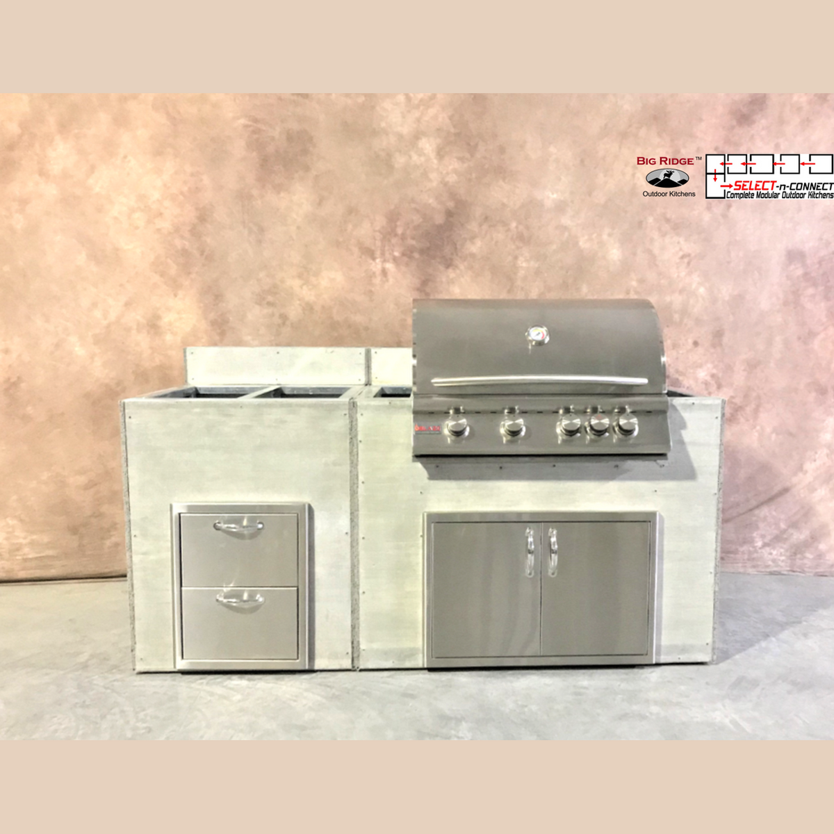 6.5 Foot DIY Linear Outdoor Kitchen with Blaze Appliances // BetterPatio.com