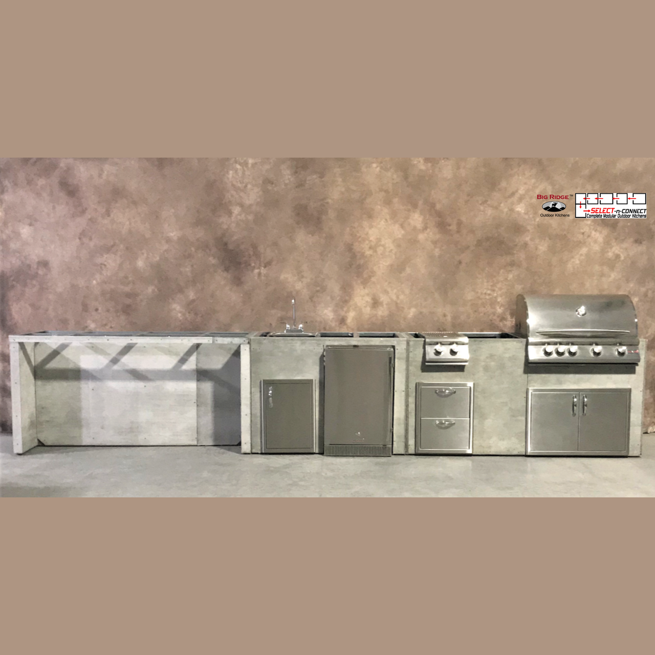 15 Foot DIY Linear Outdoor Kitchen with Blaze Appliances // BetterPatio.com