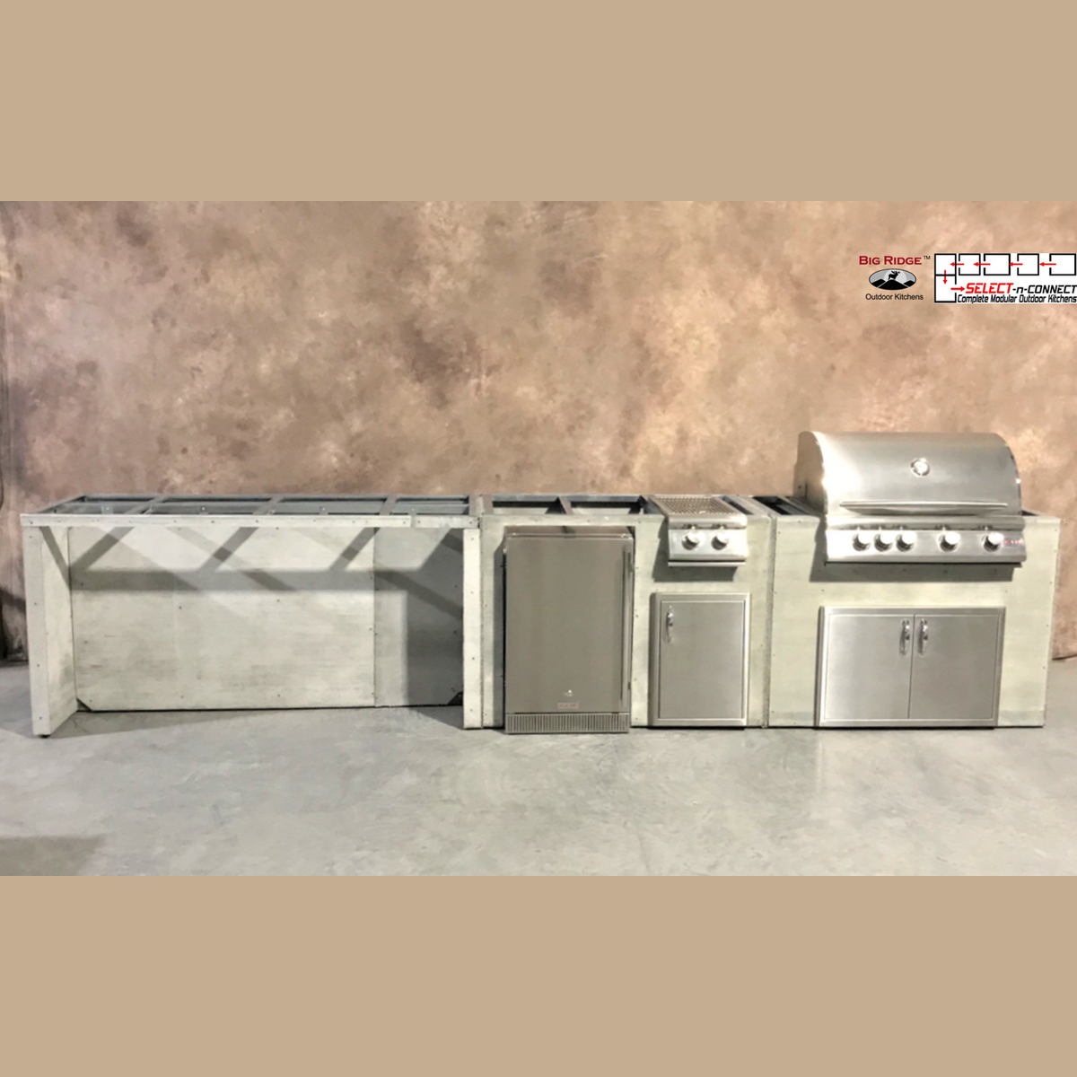 8 Foot DIY Linear Outdoor Kitchen with Blaze Appliances // BetterPatio.com