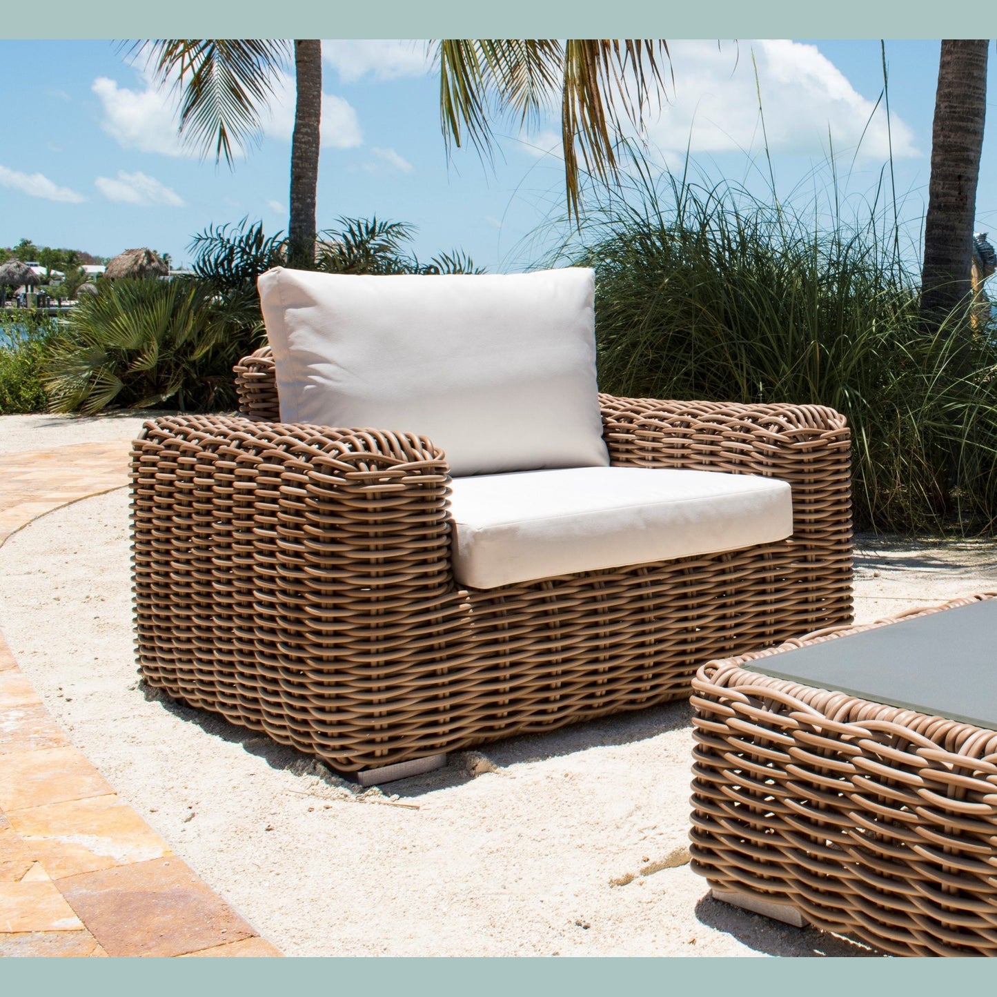 Panama Jack Cancun Lounge Chair PJO-2501-HON-LC - BetterPatio.com