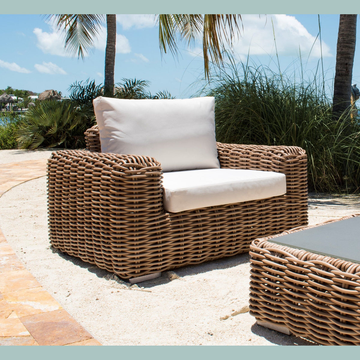 Panama Jack Cancun Lounge Chair PJO-2501-HON-LC - BetterPatio.com