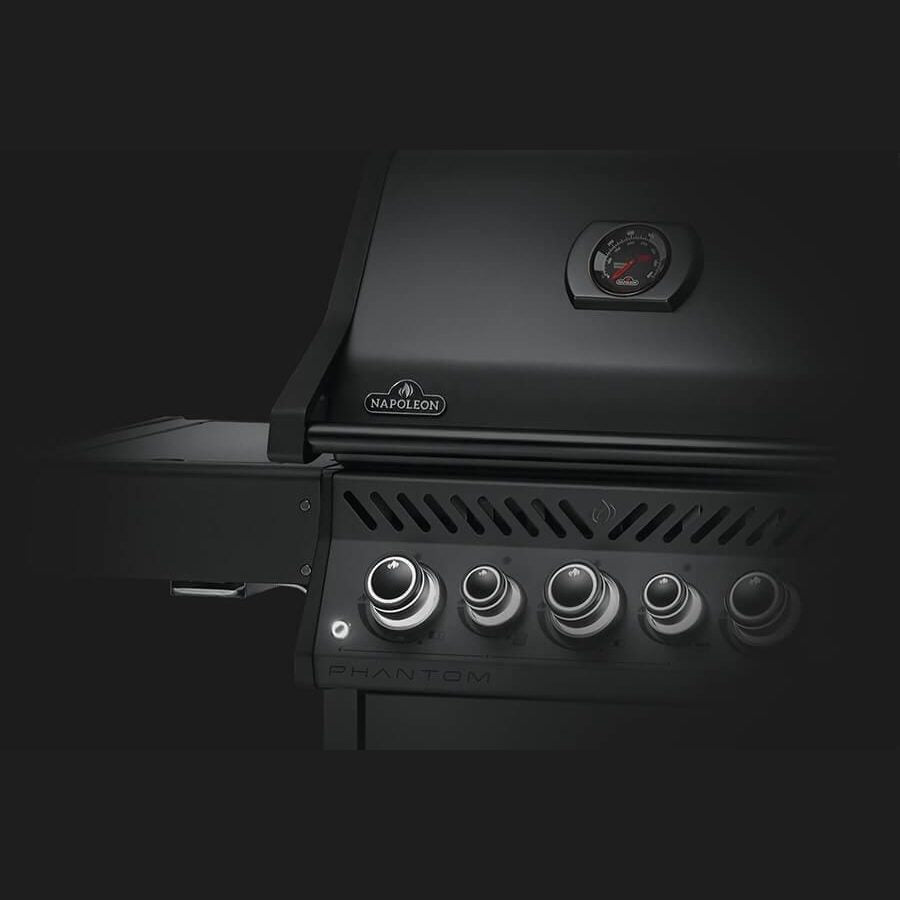 Napoleon PHANTOM ROGUE SE 425 RSIB - Luxurious matte black finish full grill