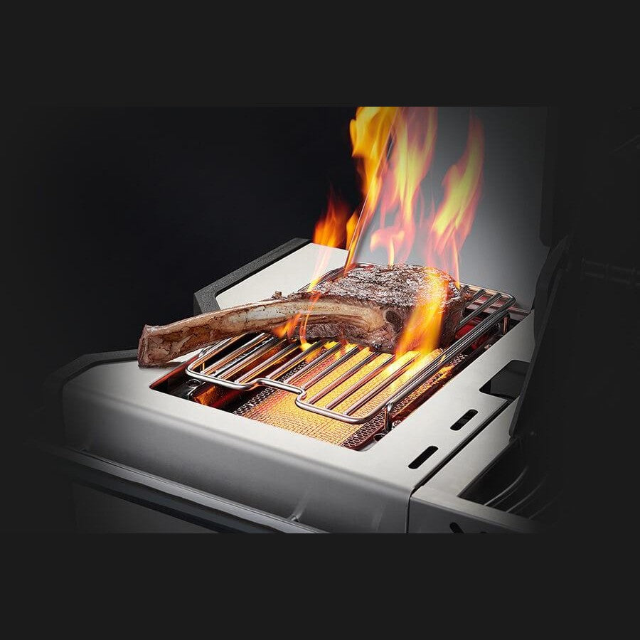 Napoleon PRESTIGE PRO 500 RSIB - Infrared sizzle zone side burner