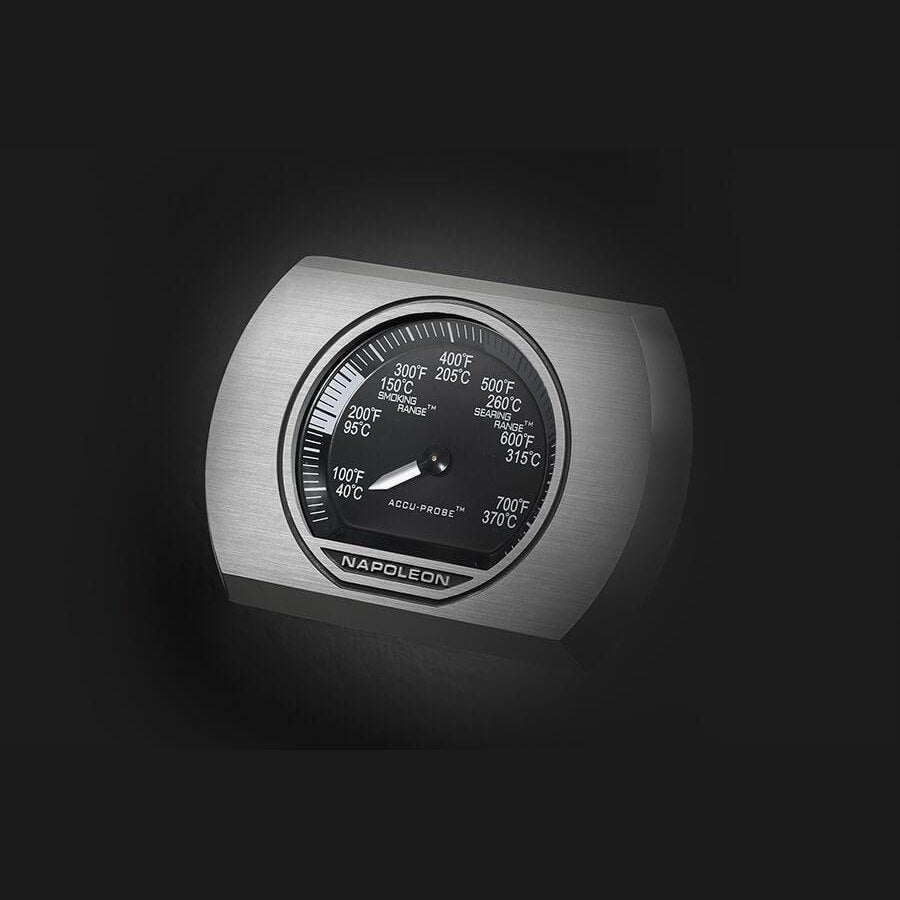 Napoleon ROGUE 425 Gas Grill - ACCU-PROBE temperature gauge close-up
