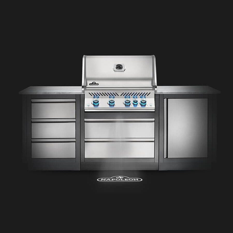 Napoleon Built-In Prestige PRO 500 RB - PROximity motion-sensing lid lighting detail