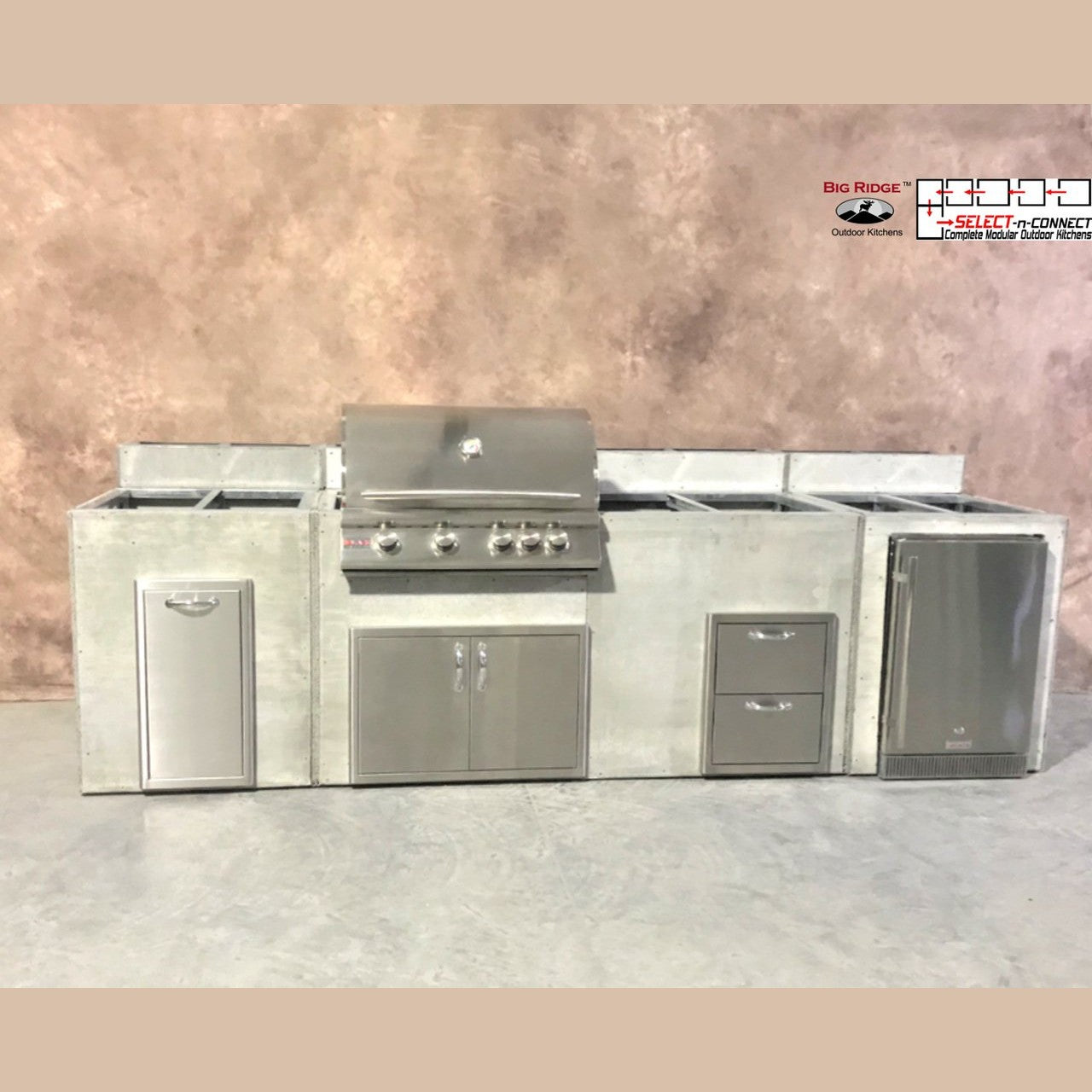 11 Foot DIY Linear Outdoor Kitchen with Blaze Appliances // BetterPatio.com