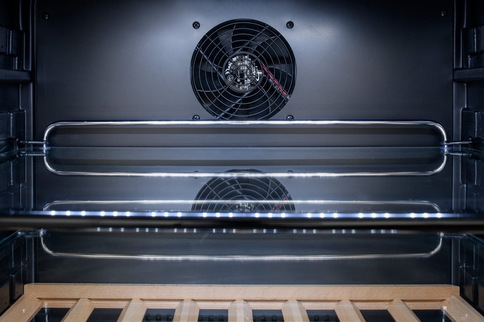 BlazeBlaze 24 Inch Outdoor Glass Door Beverage Cooler 5.5 BLZ-GDBEV-5.5- BetterPatio.com