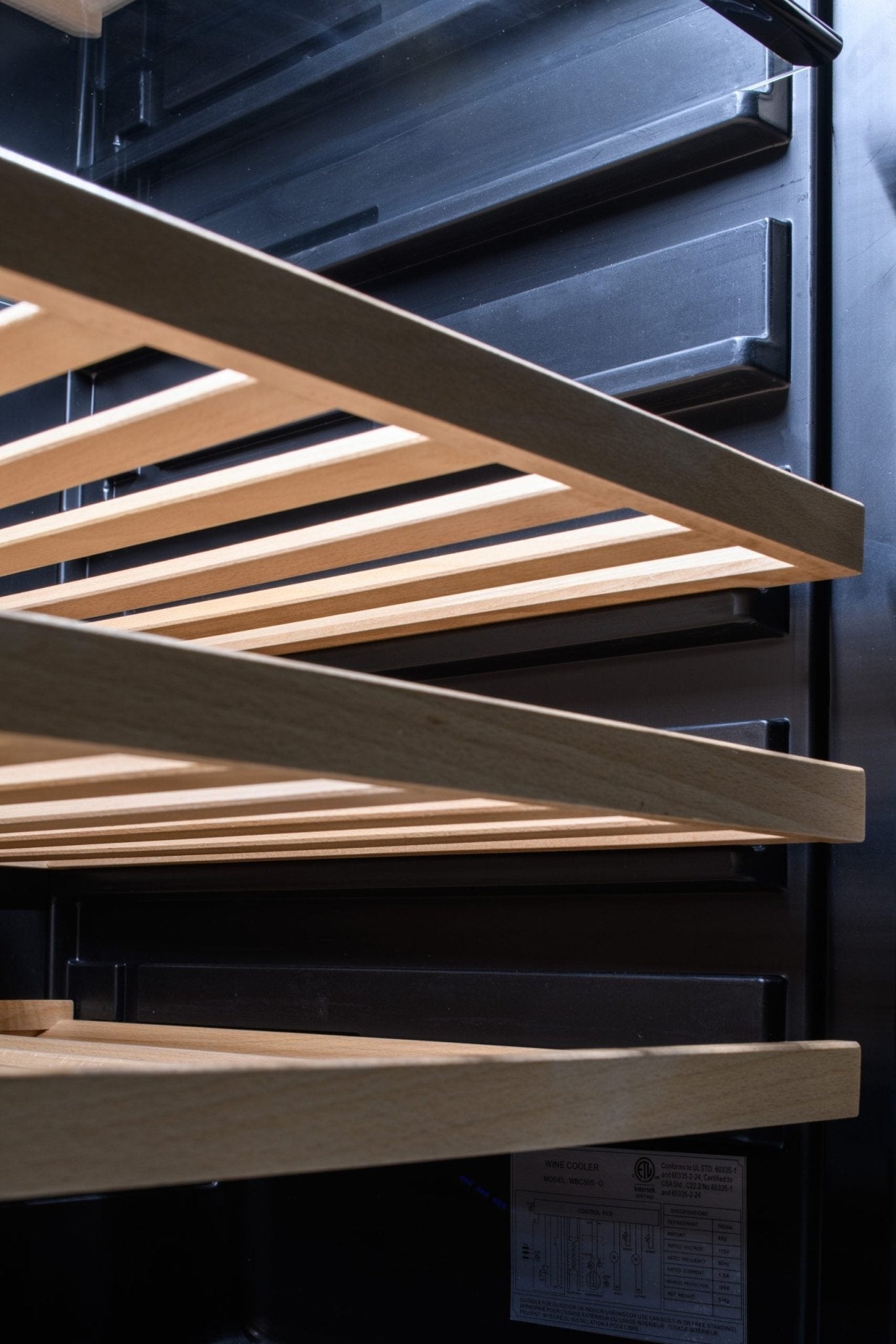 BlazeBlaze 24 Inch Outdoor Glass Door Beverage Cooler 5.5 BLZ-GDBEV-5.5- BetterPatio.com