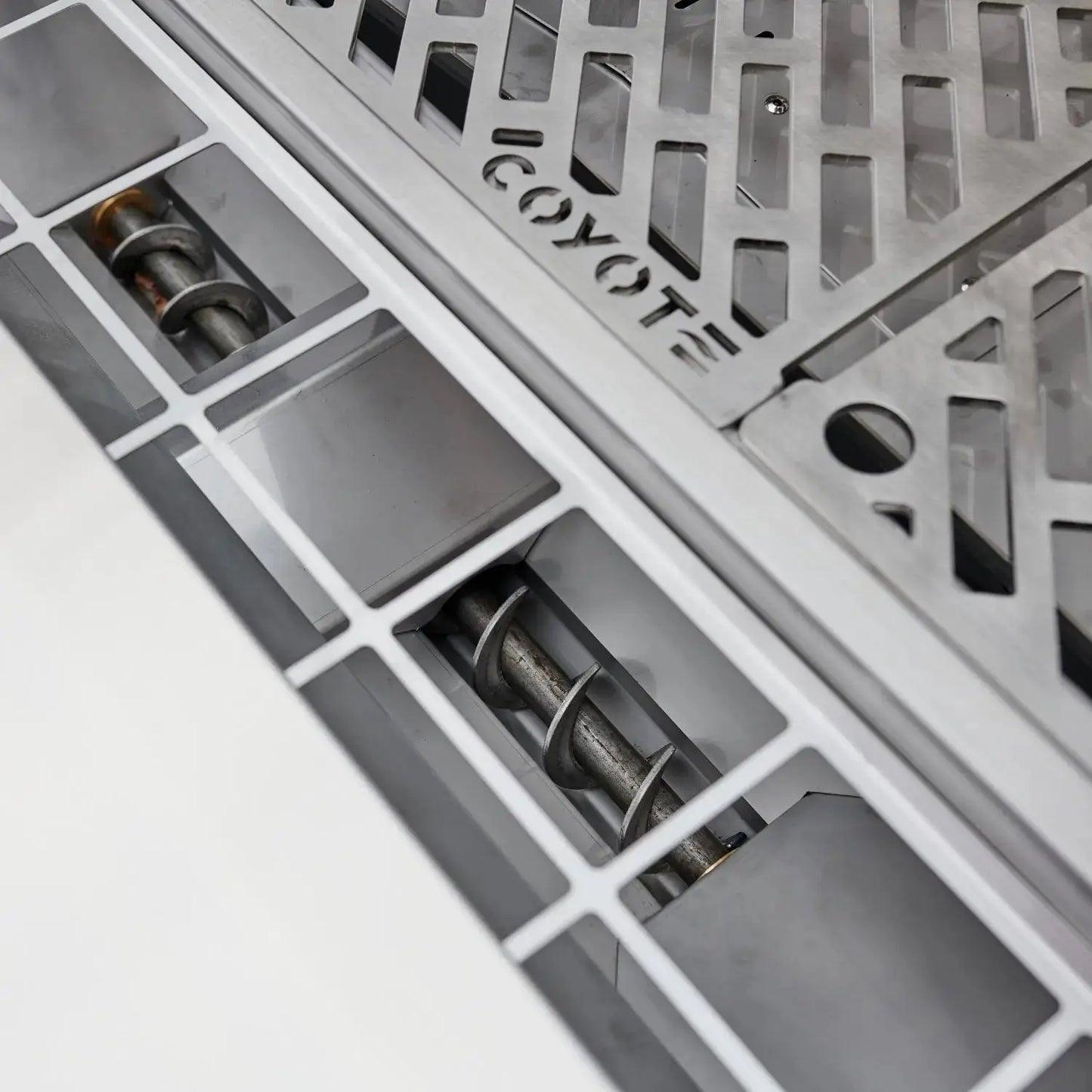 Coyote Outdoor LivingCoyote Outdoor 36 inch Built in Pellet Grill C1P36- BetterPatio.com