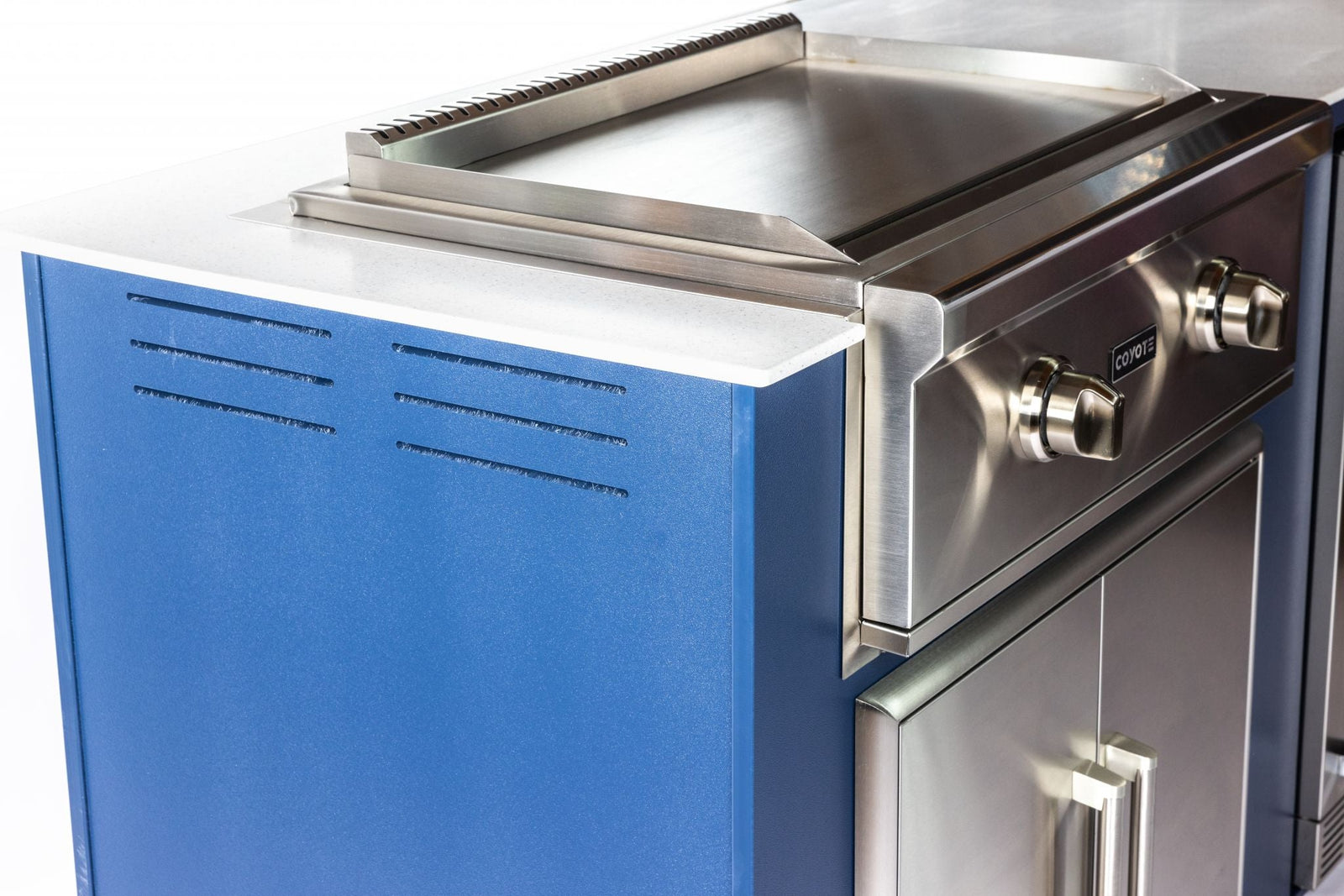 Coyote Outdoor LivingCoyote Outdoor Living 30 Inch Flat Top Grill C1FTG30-LP-CART- BetterPatio.com