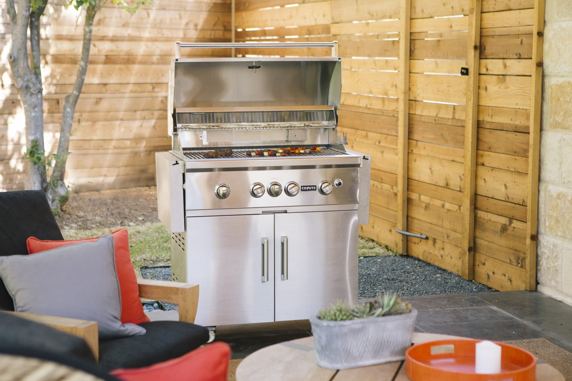 Coyote Outdoor LivingCoyote Outdoor Living 36 Inch S-Series Grill C2SL36LP- BetterPatio.com