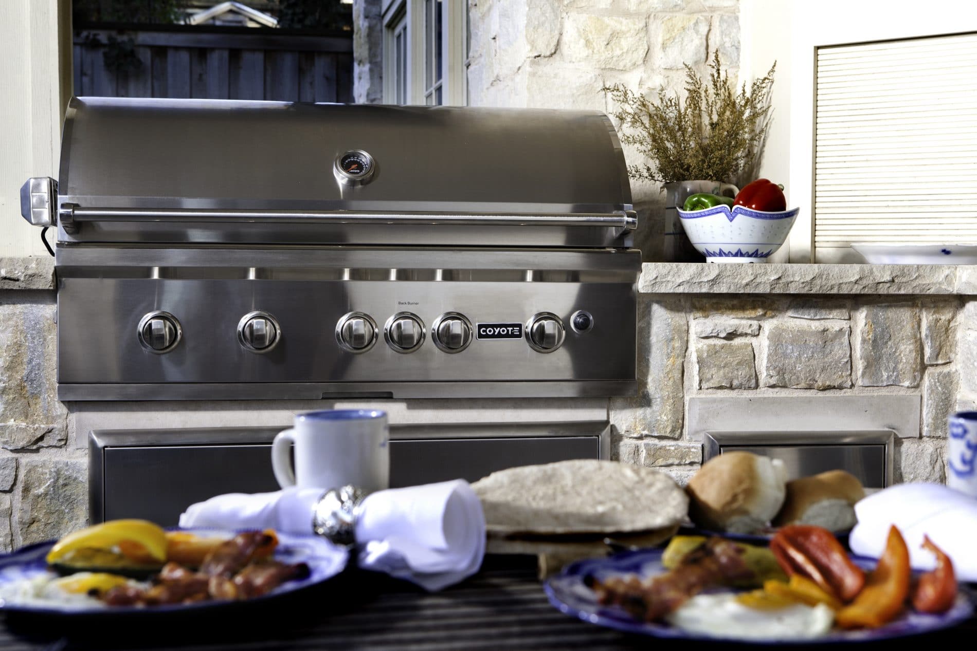 Coyote Outdoor LivingCoyote Outdoor Living 42 Inch S-Series Grill C2SL42LP- BetterPatio.com