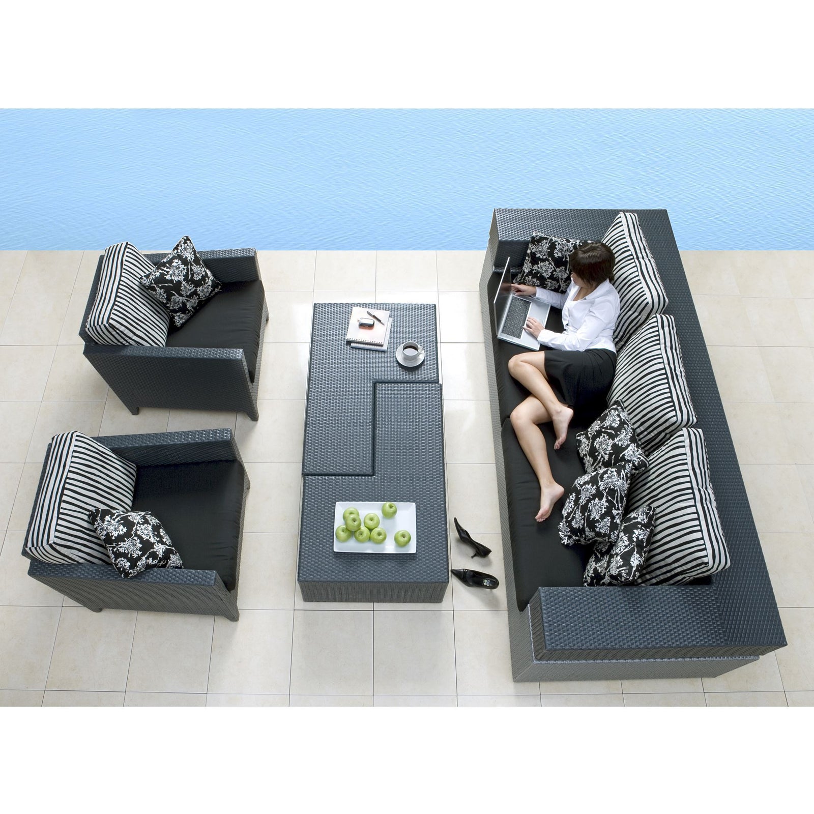 Panama Jack Onyx 4 PC Seating Set w/cushions PJO-1901-BLK-4SC - BetterPatio.com