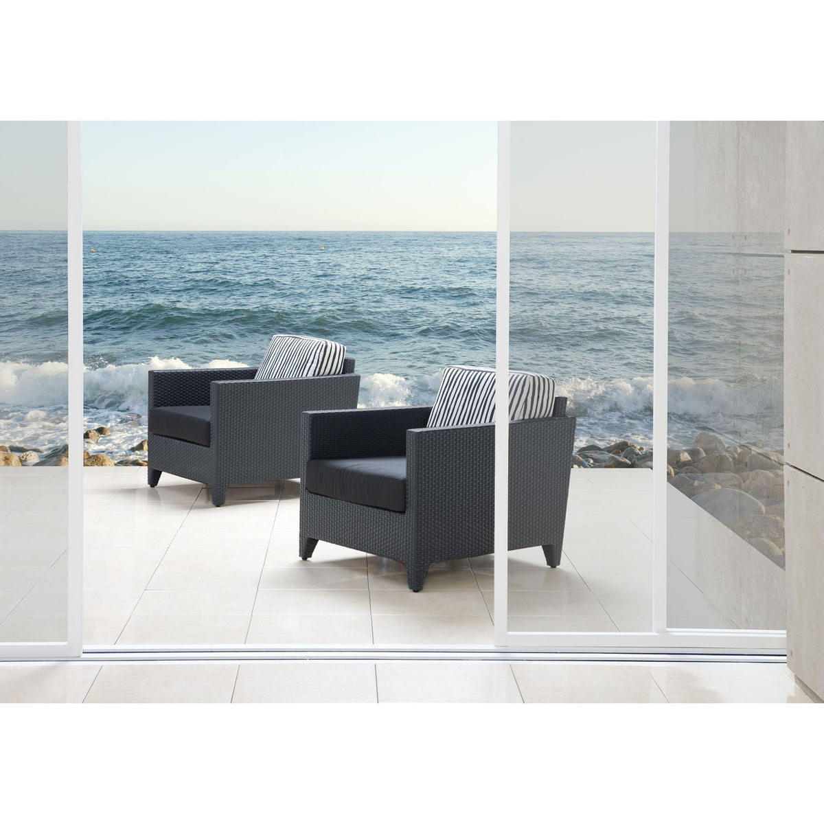 Panama Jack Onyx Lounge Chair w/cushion PJO-1901-BLK-LC - BetterPatio.com