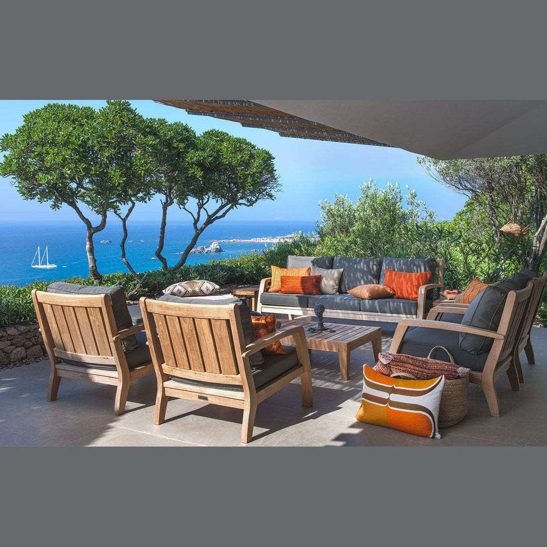 Douglas Nance Somerset Deep Seating Club Chair DN2301 - BetterPatio.com