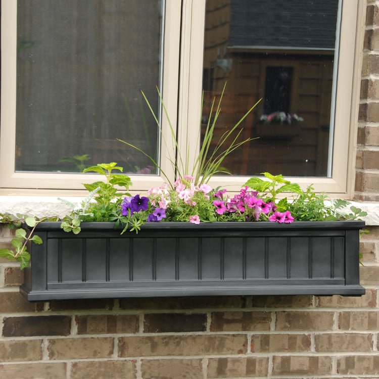 Mayne Cape Cod Window Box 4ft 4841