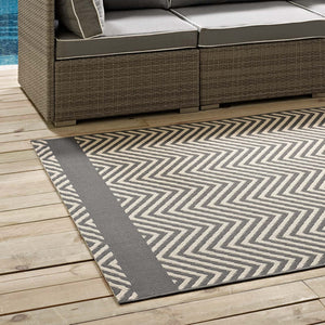 ModwayModway Optica Chevron With End Borders 5x8 Indoor and Outdoor Area Rug R-1141-58 R-1141B-58- BetterPatio.com