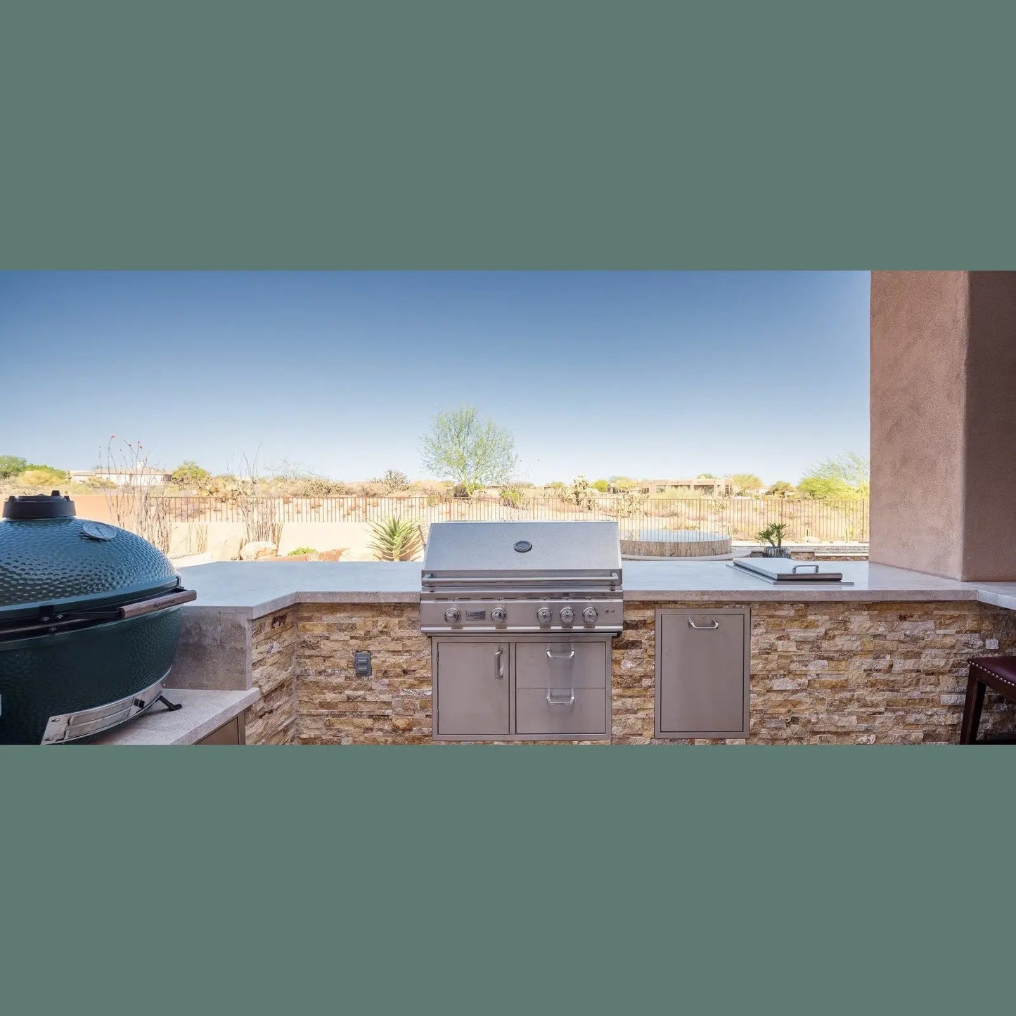 Summerset Alturi 30 ALT30T - Outdoor stone grill kitchen desert mirage setting