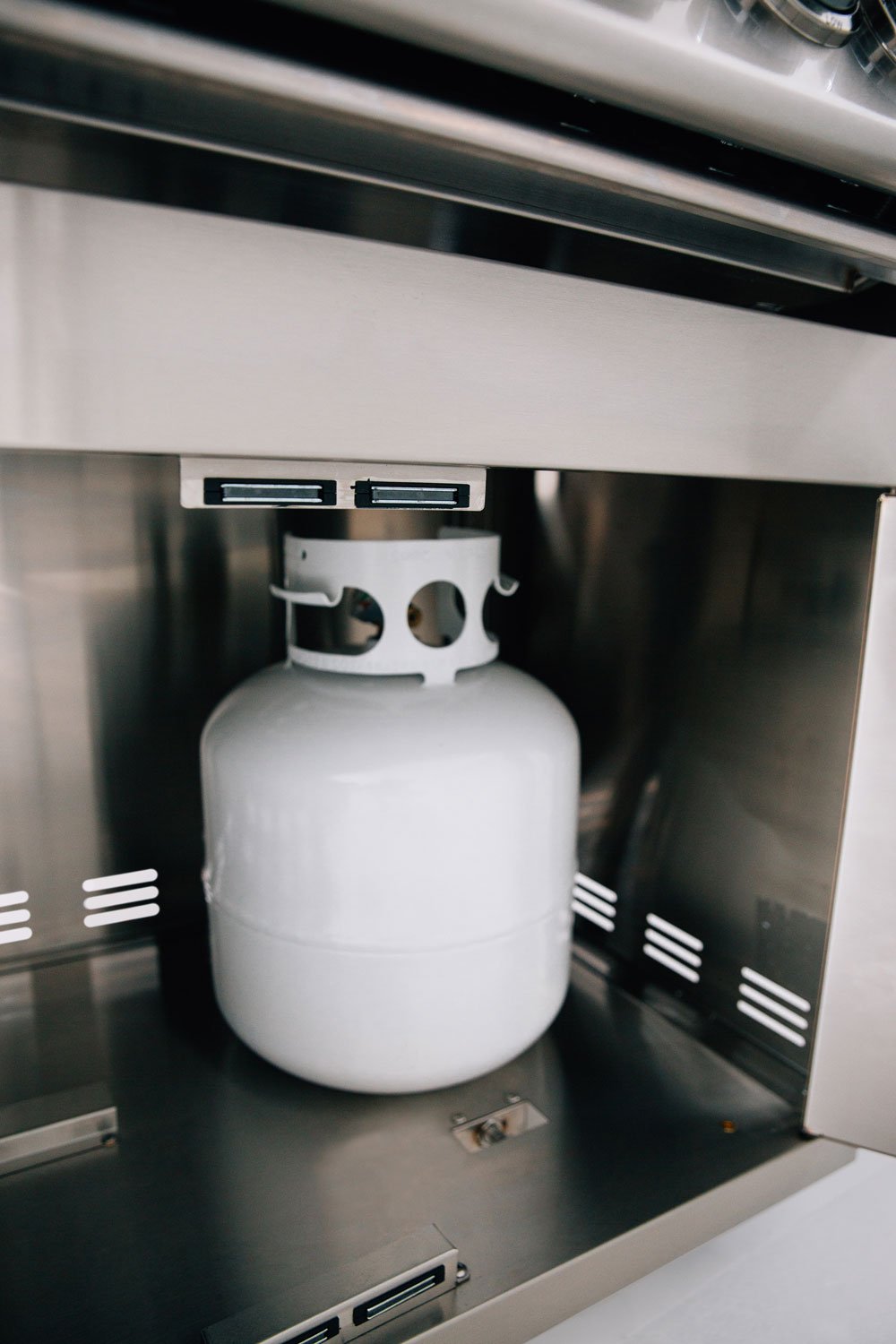 Summerset 15x15 inch Stainless Steel Drop In Sink and Hot and Cold Faucet SSNK-15D - BetterPatio.com